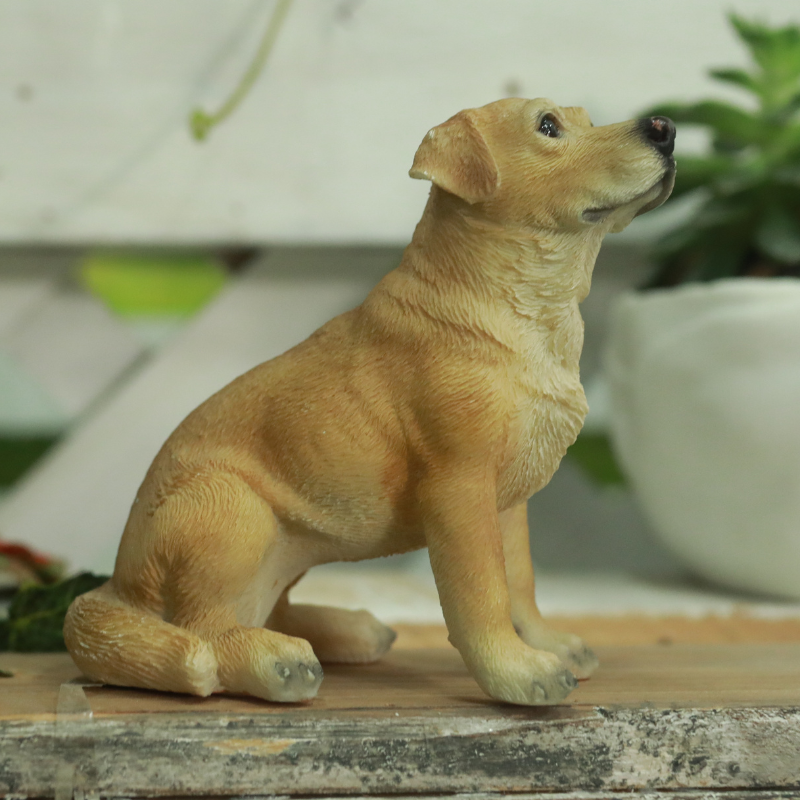 WERNER 動物 9点 お座りラブラドール・レトリバー(小 WERNER 動物 9点 お座りラブラドール・レトリバー(小
