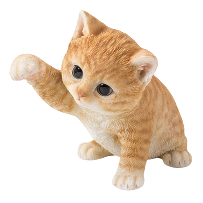 猫パンチ茶トラ猫