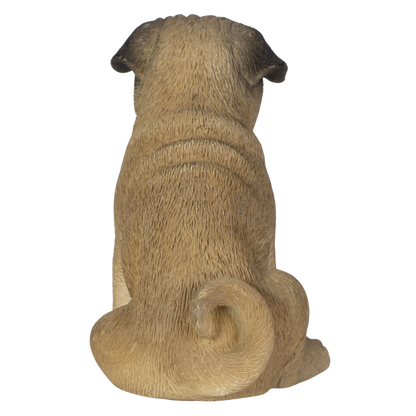 お座りパグ