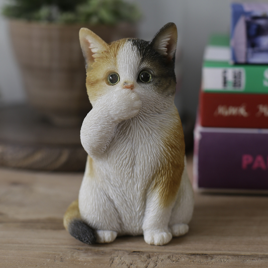 言わざる三毛猫