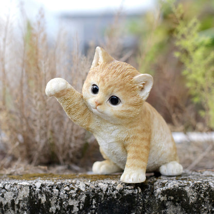 猫パンチ茶トラ猫